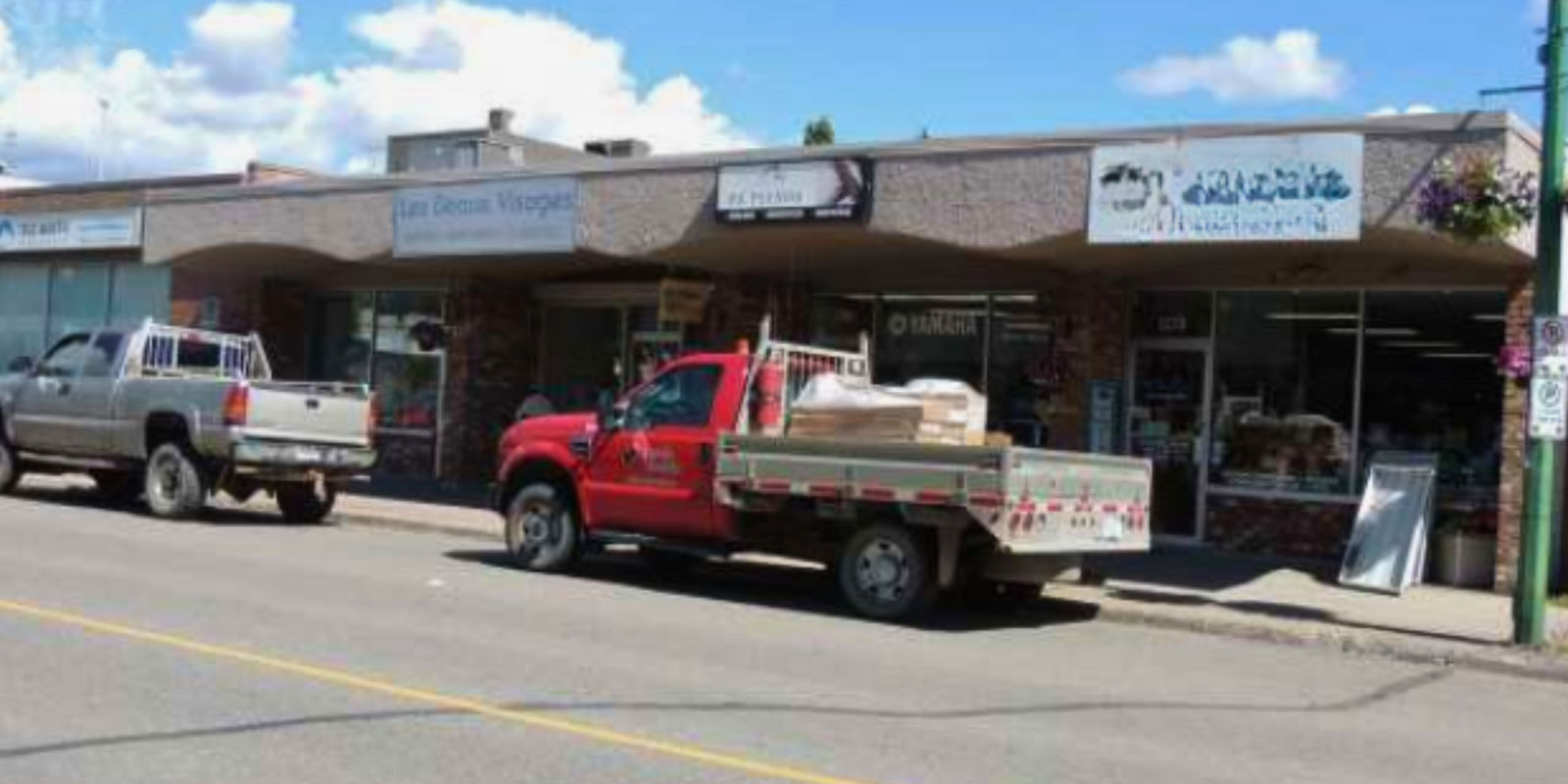 4-Unit Shopping Plaza