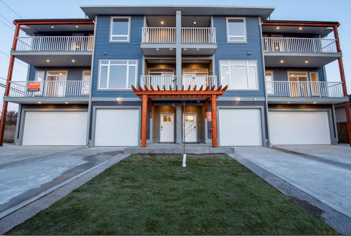 506 Gillett Townhouse Complex